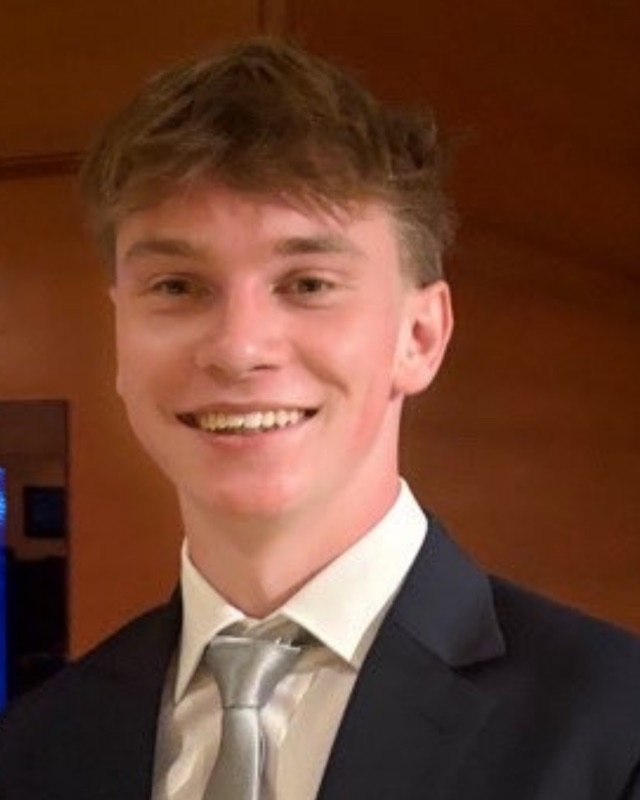 Sergei Malygin — IB Maths, Chemistry & Economics Tutor in Sydney