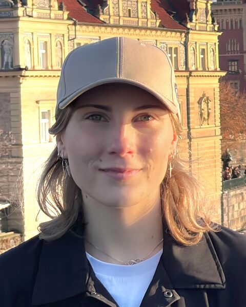 Sienna Wessels — IB Physics & Chemistry Tutor in Sydney